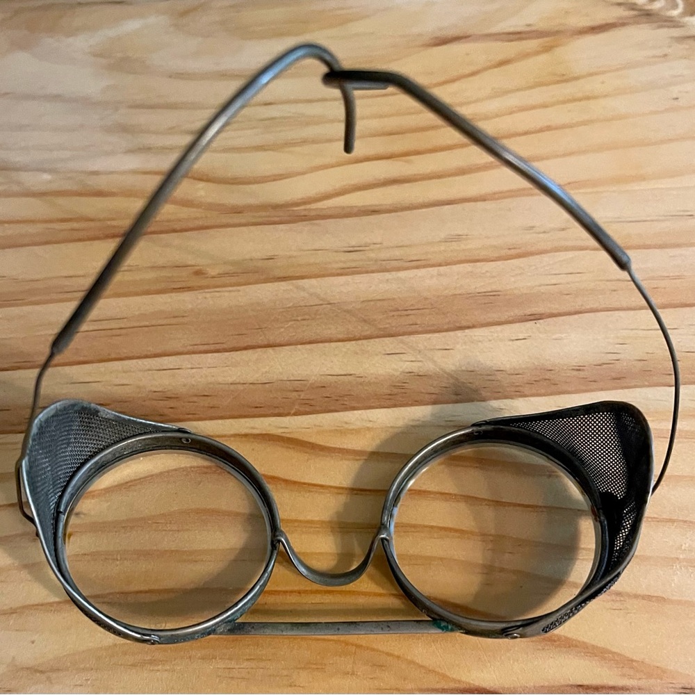 Saniglas Vintage Safety Glasses. PAT.4/27/1915